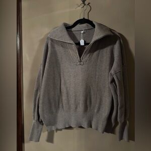 No Brand chunky half zip beige:grey sweater 
Never worn 
Size S